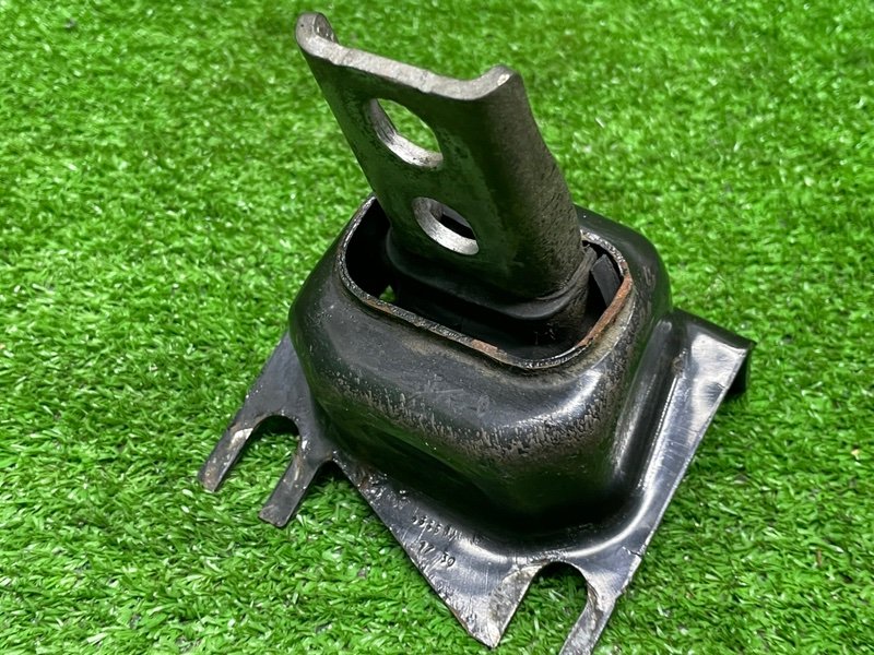 Опора двигателя, 1050 рублей, Москва