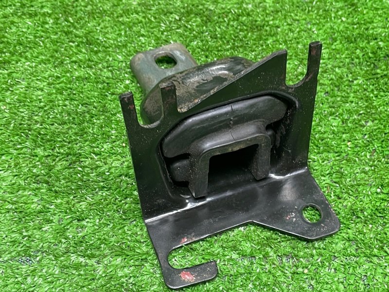 Опора двигателя, 1050 рублей, Москва