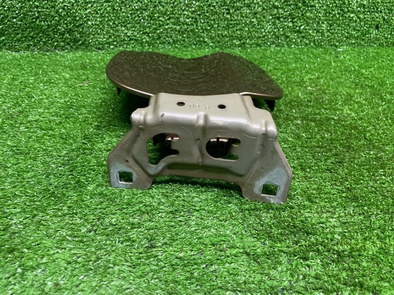 Лючок топливного бака, 1050 рублей, Москва