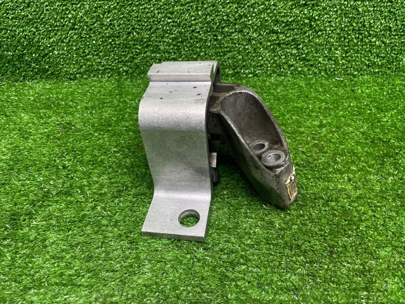 Опора двигателя, 2000 рублей, Москва