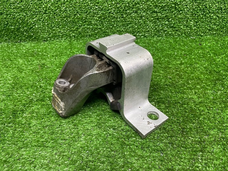 Опора двигателя, 2000 рублей, Москва