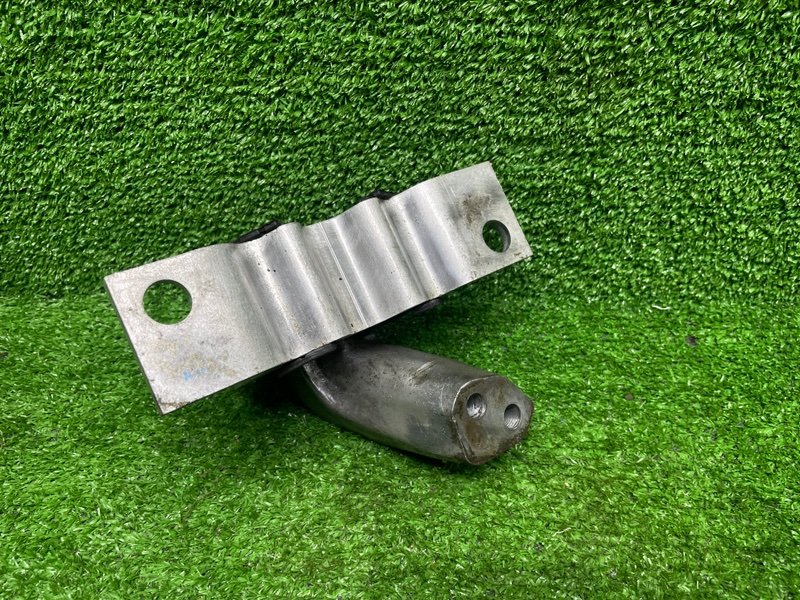 Опора двигателя, 2000 рублей, Москва