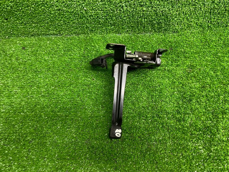 Замок капота, 1500 рублей, Москва