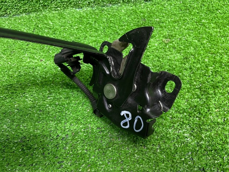 Замок капота, 1500 рублей, Москва