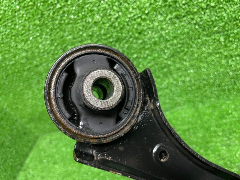 Рычаг передний левый, 1700 рублей, Москва