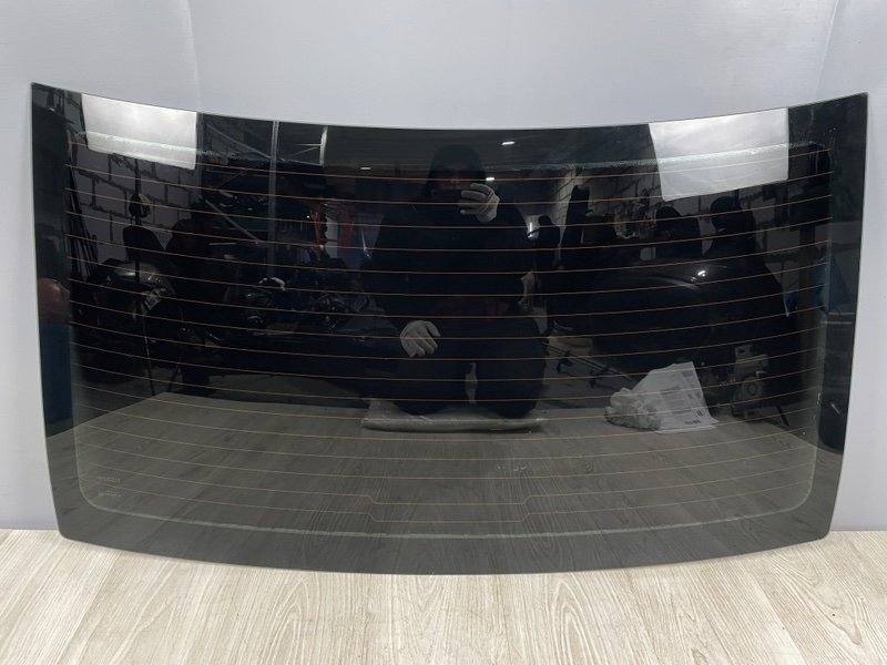 Стекло заднее, 9000 рублей, Москва