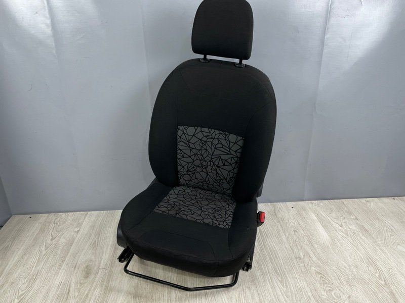 Сиденье переднее правое, 6000 рублей, Москва