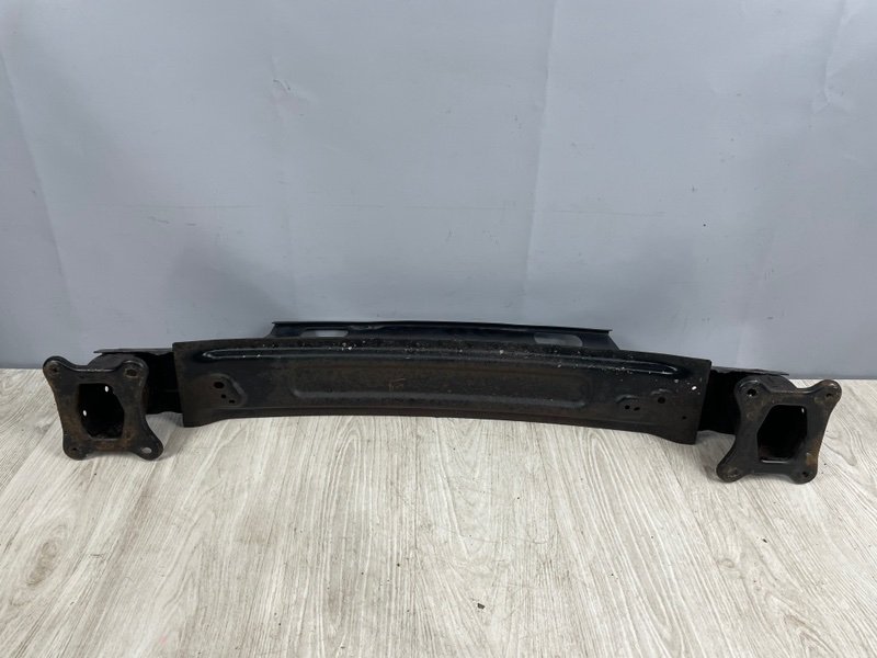 Усилитель переднего бампера, 10000 рублей, Москва