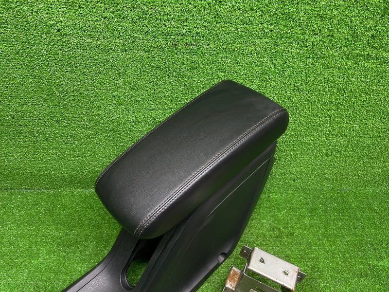 Подлокотник, 15000 рублей, Москва