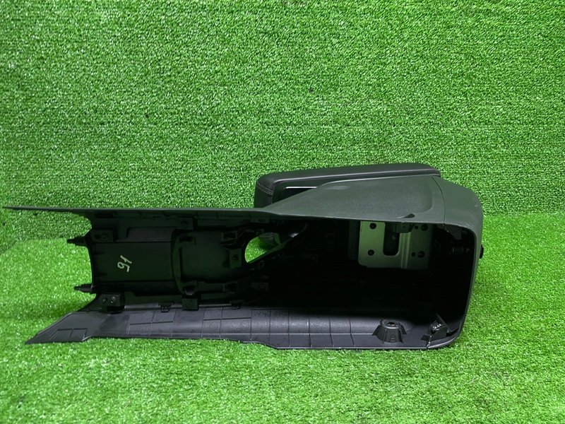 Подлокотник, 15000 рублей, Москва