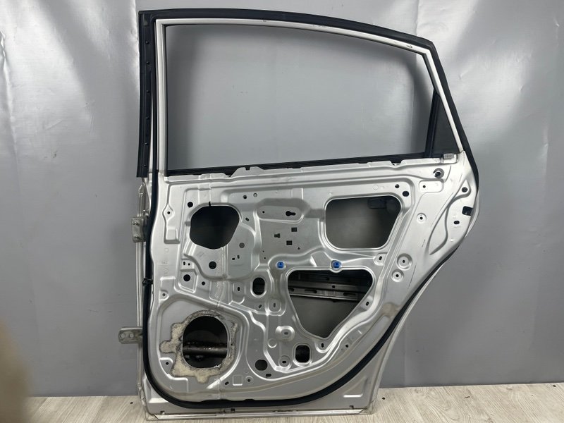 Дверь задняя правая, 25000 рублей, Москва