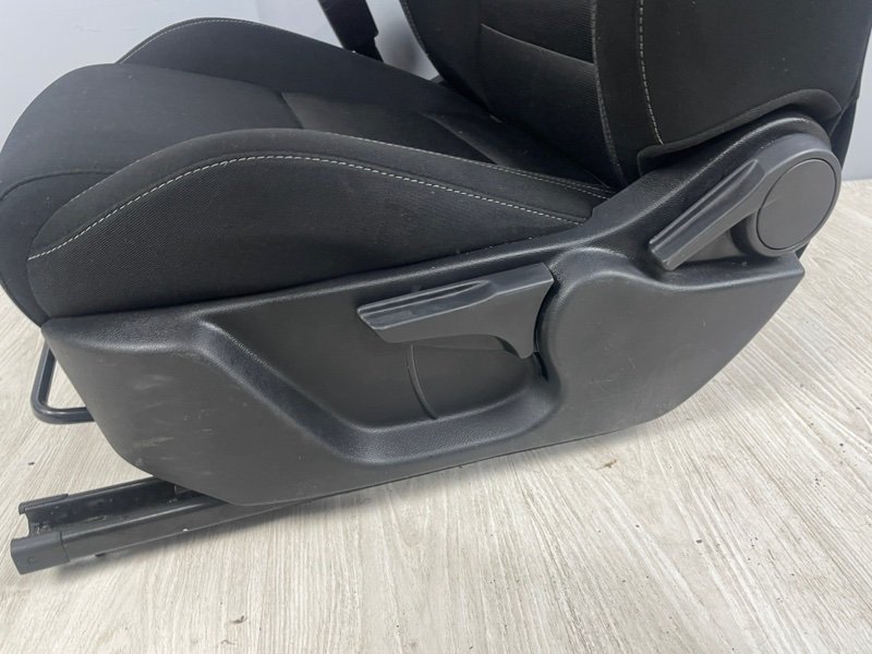 Сиденье переднее левое, 30000 рублей, Москва