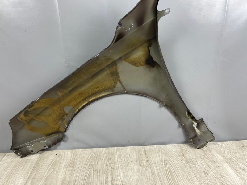 Крыло переднее правое, 10000 рублей, Москва