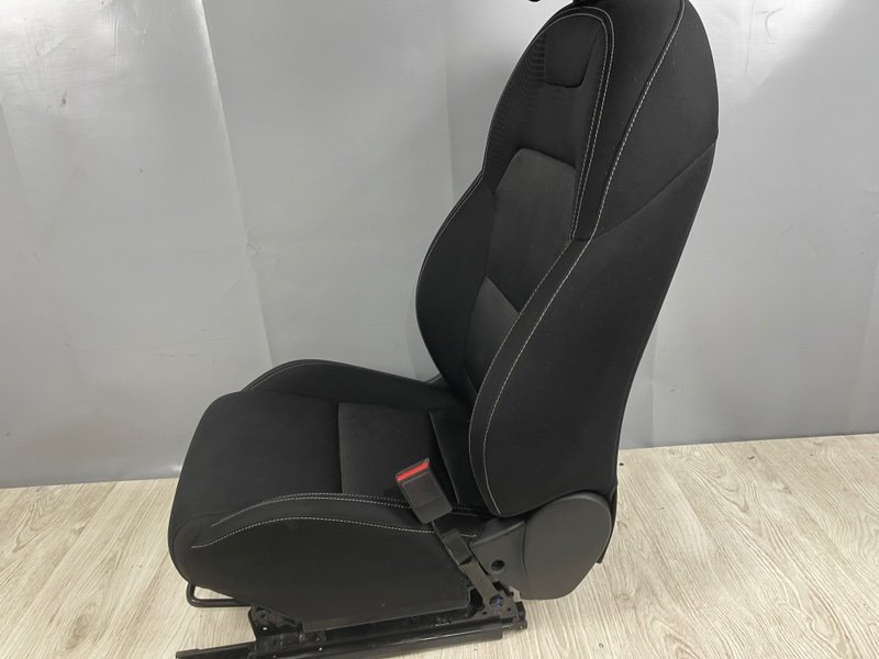 Сиденье переднее правое, 12000 рублей, Москва