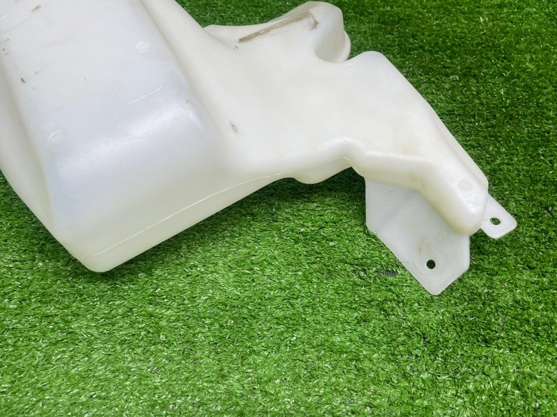 Бачок омывателя лобового стекла, 1100 рублей, Москва