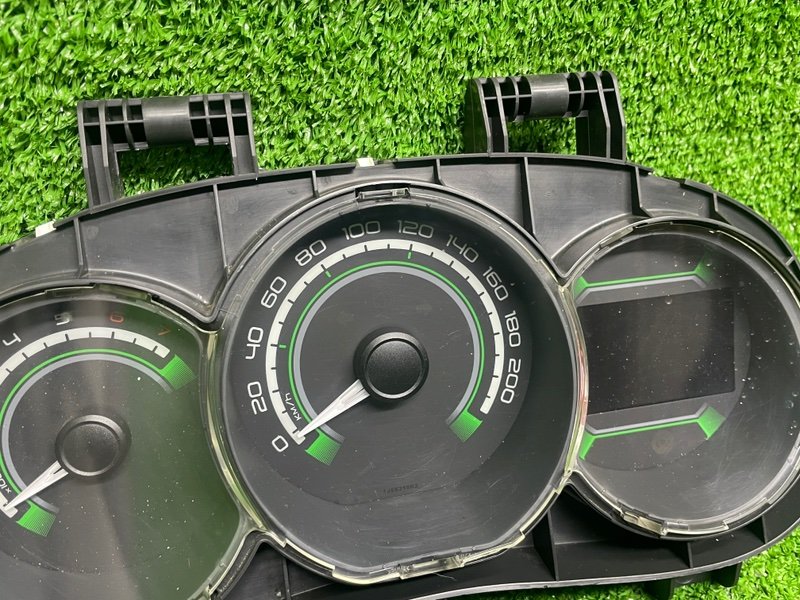 Панель приборов, 2500 рублей, Москва