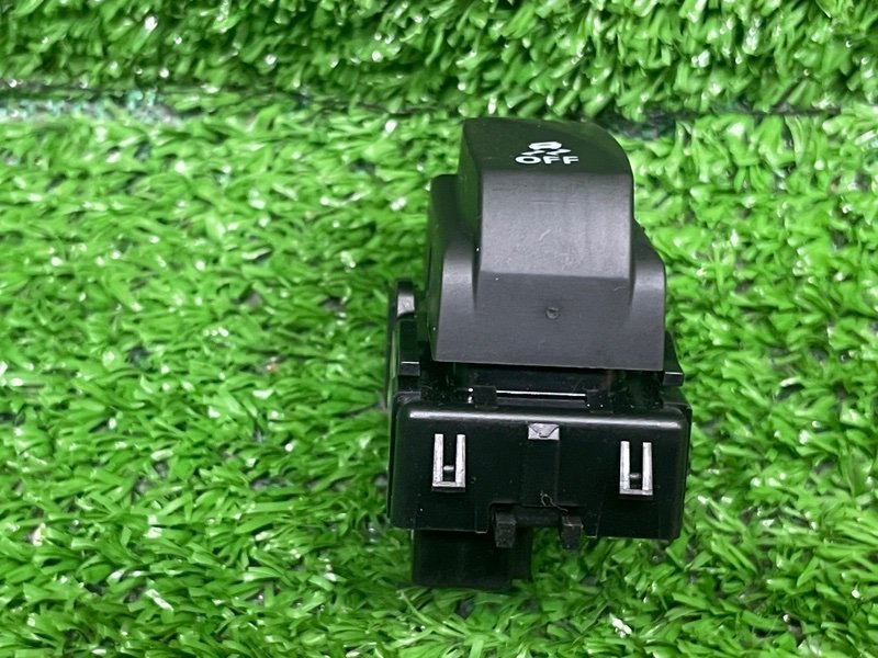 Кнопка курсовой устойчивости, 1000 рублей, Москва