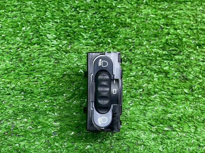 Кнопка корректора фар, 500 рублей, Москва