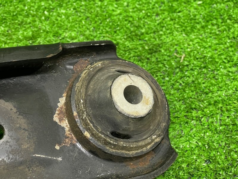 Рычаг передний правый, 3000 рублей, Москва