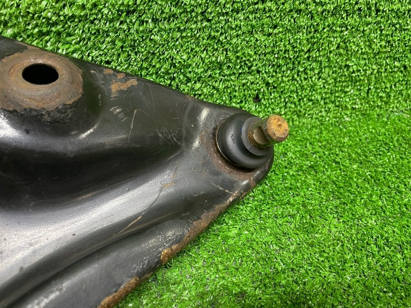 Рычаг передний левый, 1000 рублей, Москва