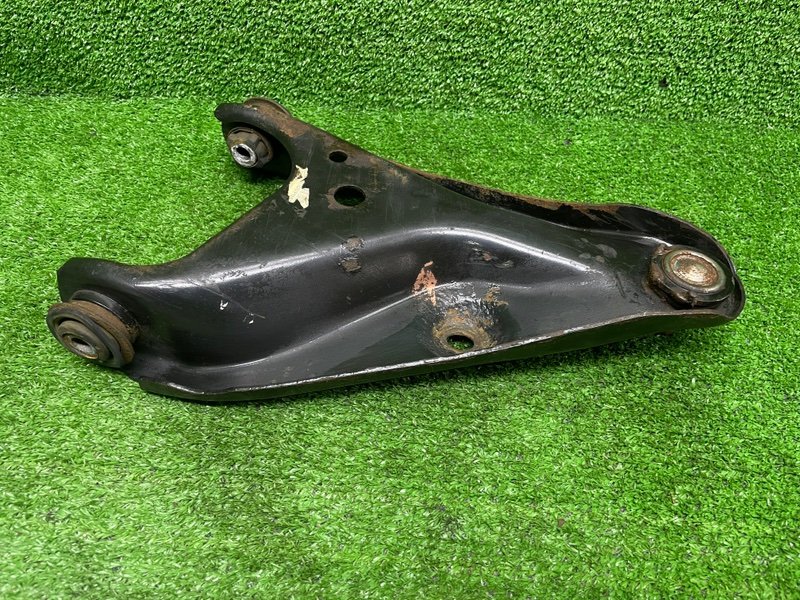 Рычаг передний левый, 1000 рублей, Москва