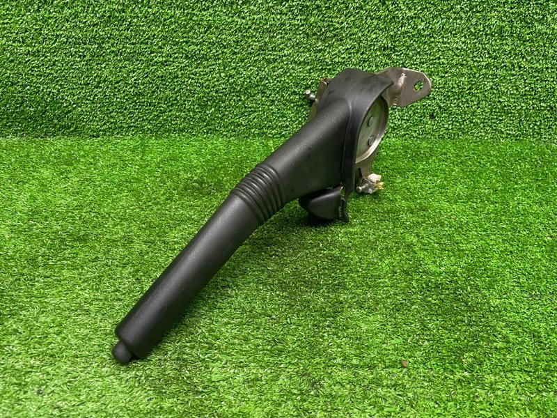 Рычаг стояночного тормоза, 1000 рублей, Москва