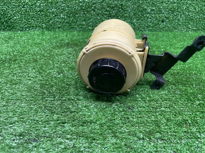 Бачок гидроусилителя руля, 1000 рублей, Москва