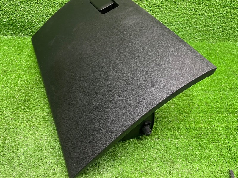 Бардачок, 2000 рублей, Москва