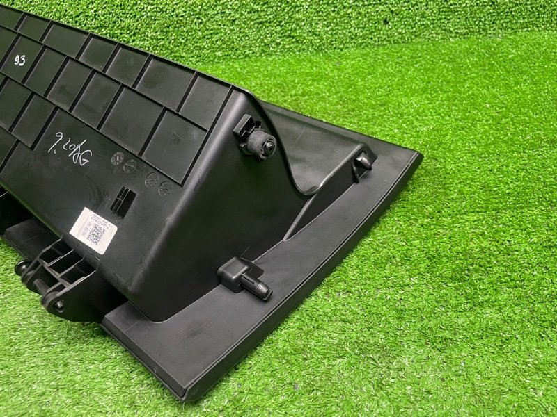 Бардачок, 2000 рублей, Москва