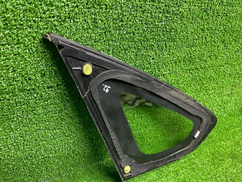 Стекло глухое зад. правое, 2500 рублей, Москва