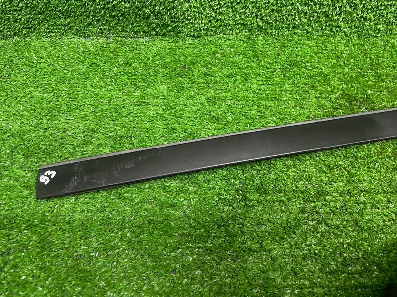 Молдинг лобового стекла, 2000 рублей, Москва