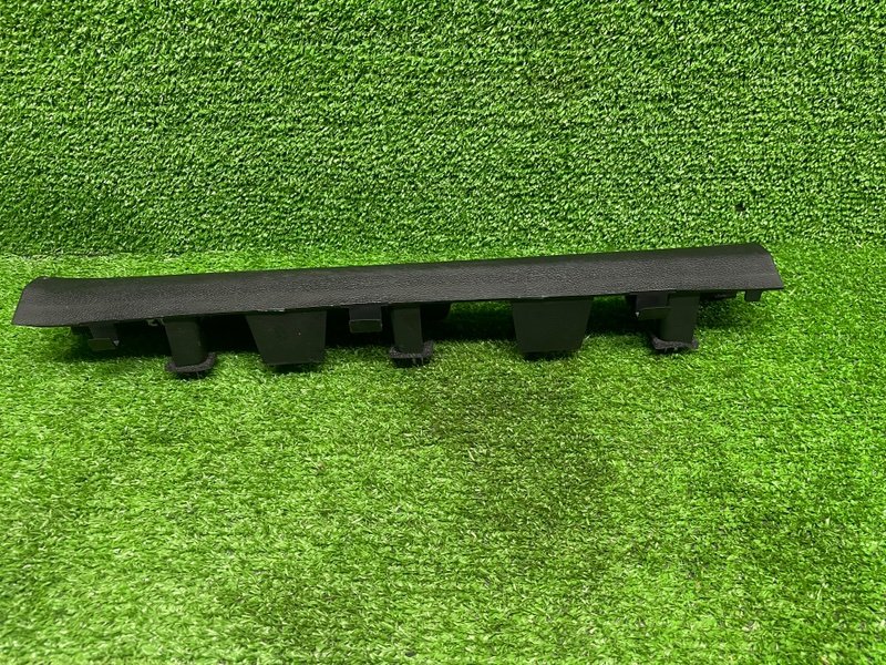 Накладка порога, 1000 рублей, Москва