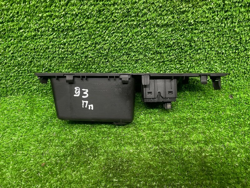 Кнопка стеклоподъемника, 1500 рублей, Москва