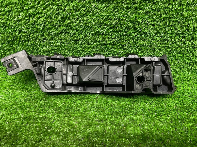 Кронштейн переднего бампера, 1000 рублей, Москва