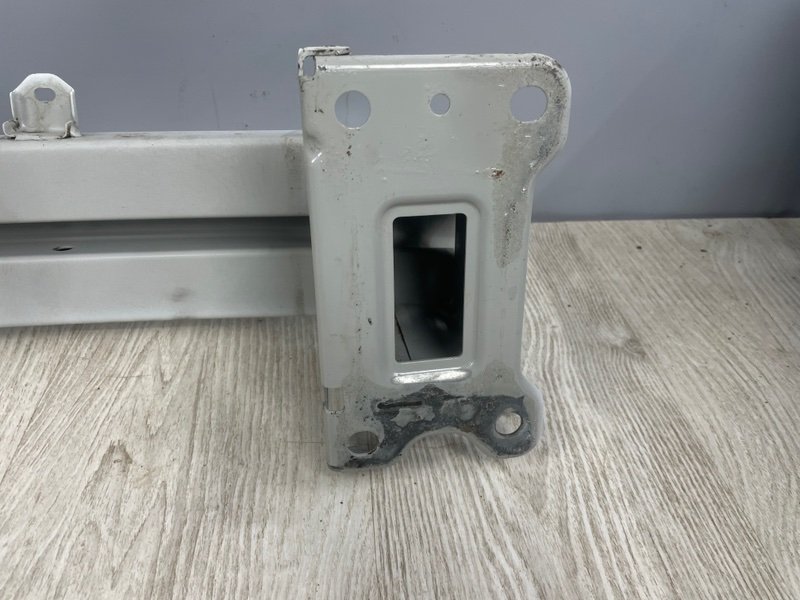 Усилитель переднего бампера, 10000 рублей, Москва