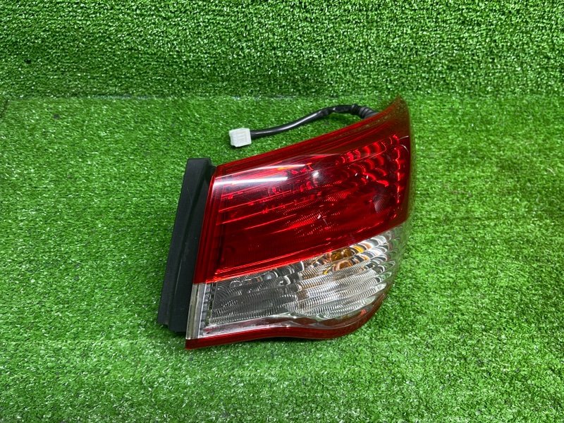 Фонарь задний правый, 2000 рублей, Москва