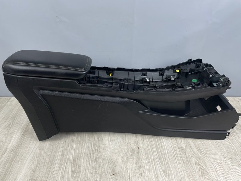 Подлокотник, 8000 рублей, Москва