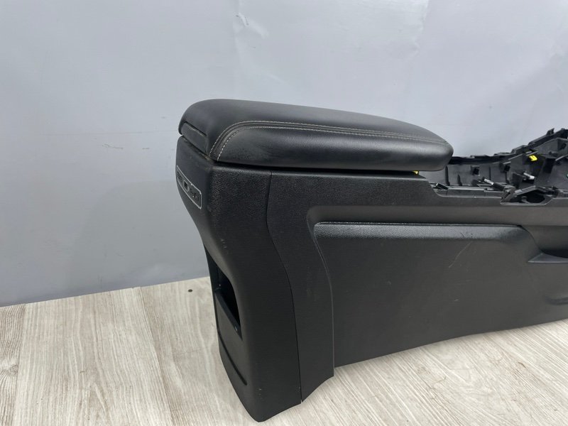 Подлокотник, 8000 рублей, Москва