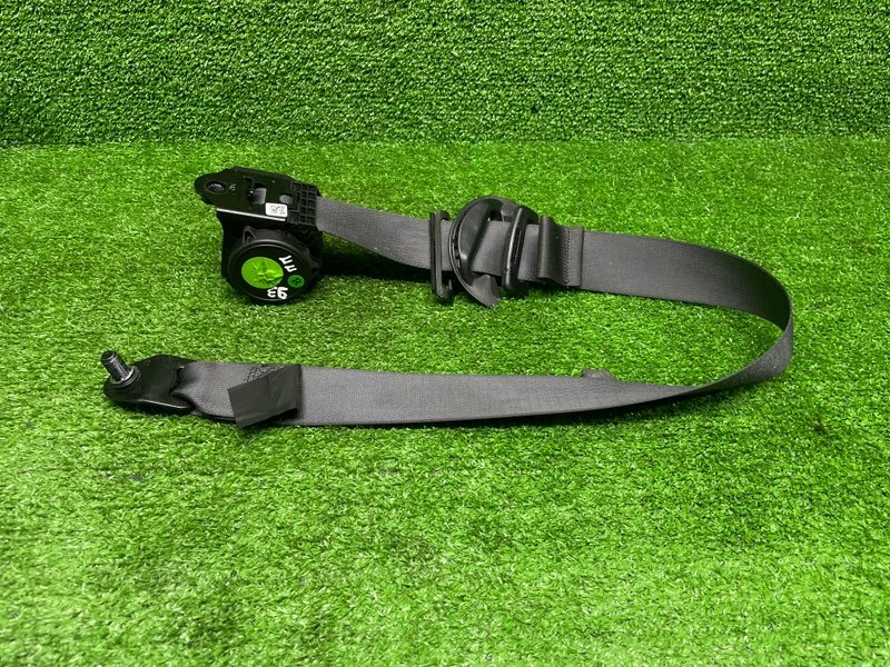 Ремень безопасности, 2000 рублей, Москва