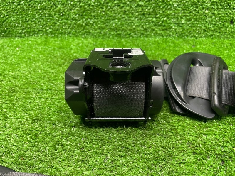 Ремень безопасности, 2000 рублей, Москва