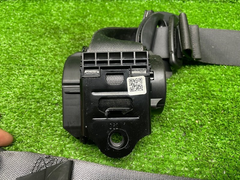 Ремень безопасности, 2000 рублей, Москва