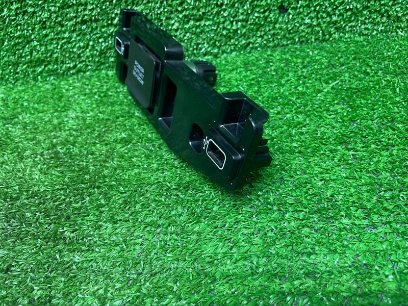 Накладка консоли, 1500 рублей, Москва