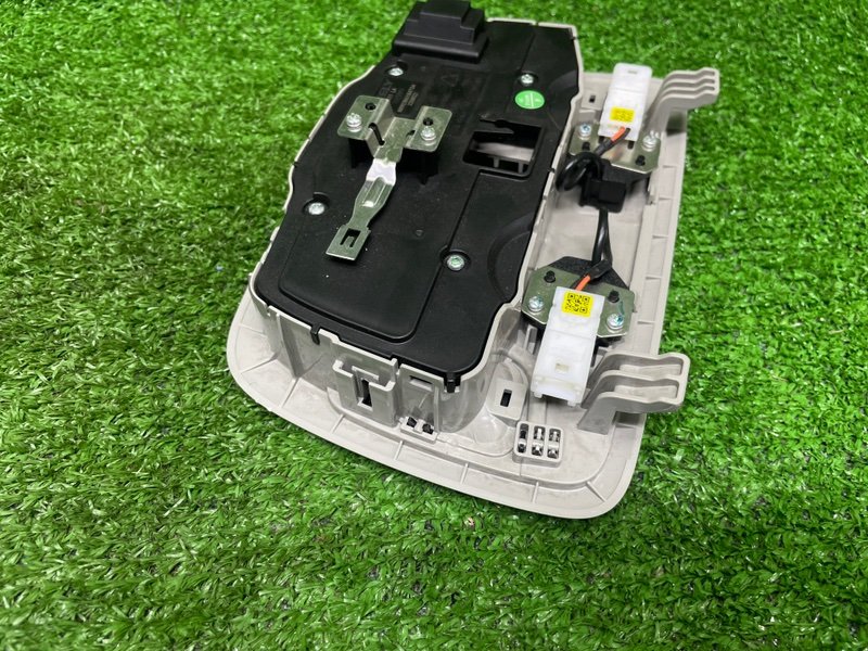 Плафон салонный, 2500 рублей, Москва