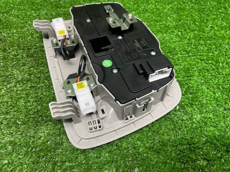 Плафон салонный, 2500 рублей, Москва