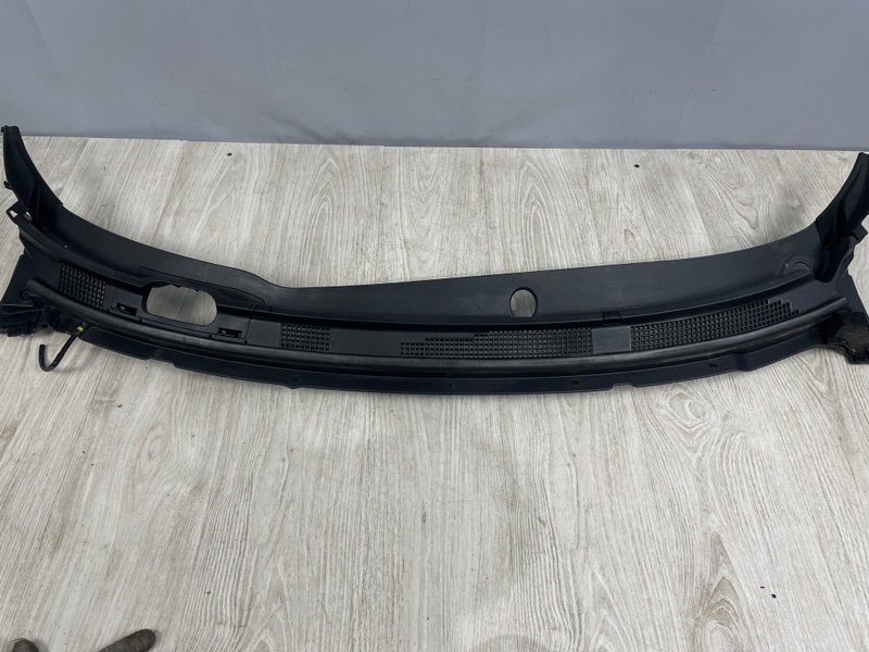 Планка под лобовое стекло, 1500 рублей, Москва