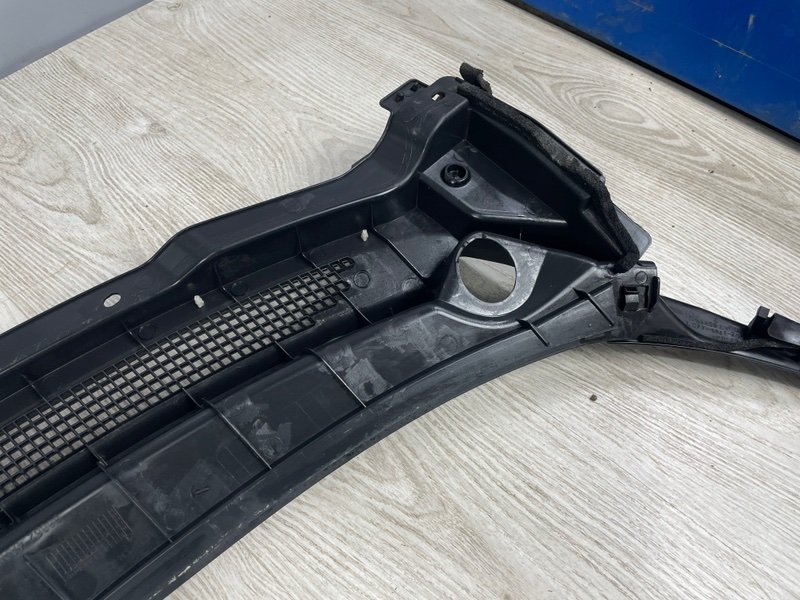 Планка под лобовое стекло, 1500 рублей, Москва