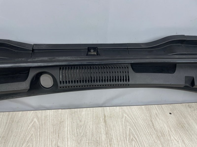 Планка под лобовое стекло, 2500 рублей, Москва