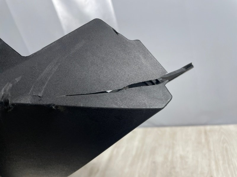 Планка под лобовое стекло, 2500 рублей, Москва