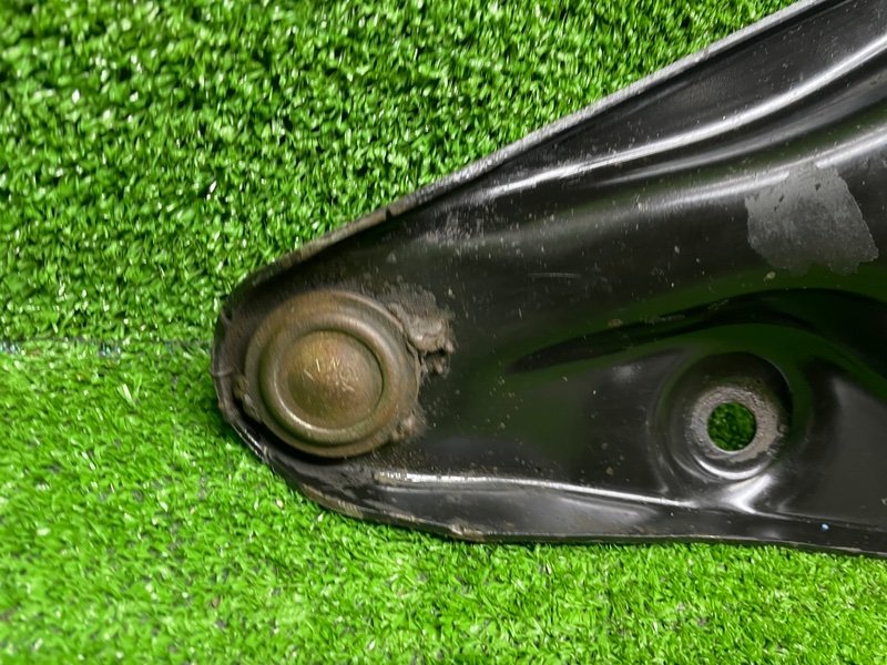 Рычаг передний правый, 1500 рублей, Москва