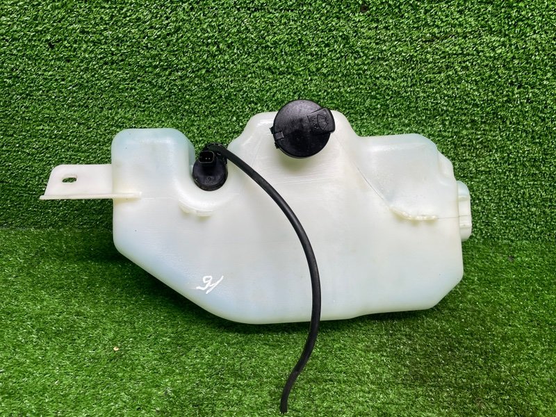 Бачок омывателя лобового стекла, 1000 рублей, Москва